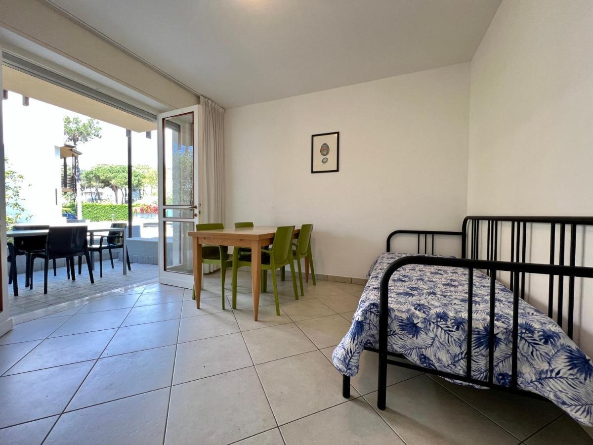 Prassitele Apartments Lignano Sabbiadoro Esterno foto
