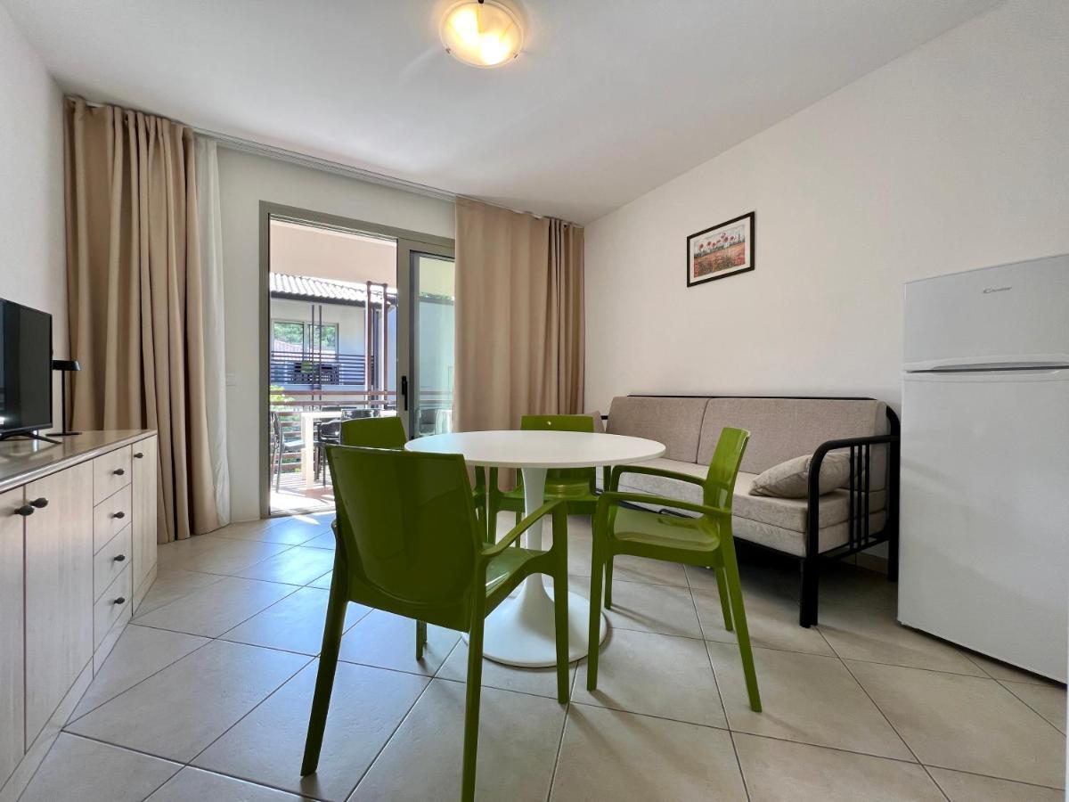 Prassitele Apartments Lignano Sabbiadoro Esterno foto